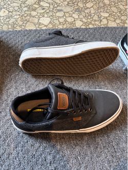 Men’s size 9.5 -like new VANS & Chucks bundle