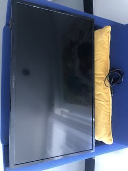 INSIGNIA 32 INCH TV 