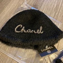 New Beanies Bucket Hats 