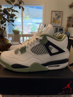 Jordan 4 “seafoam”