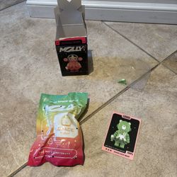 Confirmed Good luck bear Mega space molly 100% Series 3.