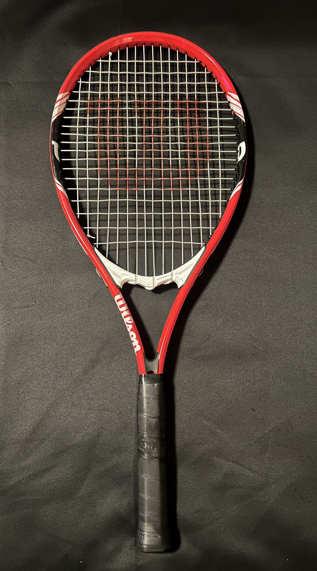 Wilson Roger Federer Tennis Racquet (length: 27")(Grip:4 3/8") Stop Shock Red