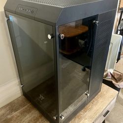 Thermaltake TOWER 900 E-ATX Full Tower Computer Case - Black