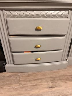 Dresser Set