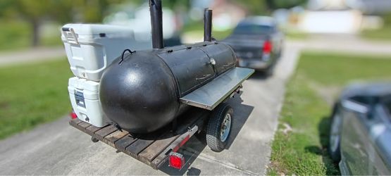 BBQ Smoker Trailer w/ Sink & Warmers - Ready to Cook