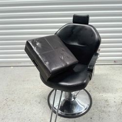 Hair Stylist And Barbers All Purpose Chair 