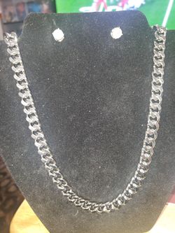 New Stainless Steel Necklace And Bracelet 