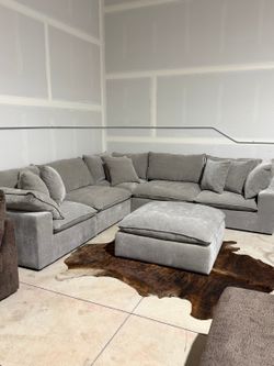Sereen 6 Piece Modular Sectional - DELIVERY AVAILABLE