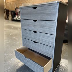 5 Drawer Dresser 