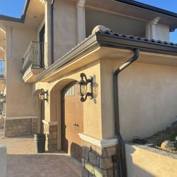 Seamless Rain Gutters