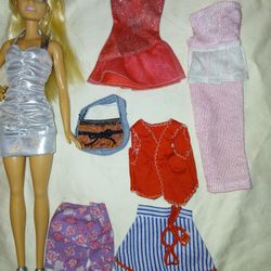 2015 Barbie With Vintage Clothes