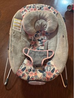 Baby Trend Floral Bouncer
