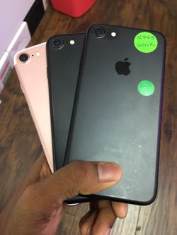 iPhone 7 32GB /128GB Factory Unlocked Excellent Condition With Free Charger