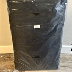 Dog Back Seat Cover  Hammock style– Brand New w/ Carry Case