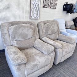 Push-Button Power Recliner with Deep Body Cushions, Upholstered, Beige, New