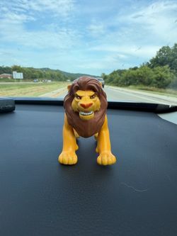 Disney The Lion King Fighting Action Mufasa Action Figure Vintage 1990s Toy.  has marks from play - see pics.