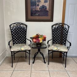Patio Set With Table
