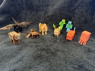 Minecraft Cake Toppers / Toy Figures Set – Kids Party Decorations