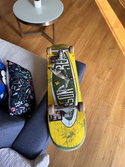 Skateboard.