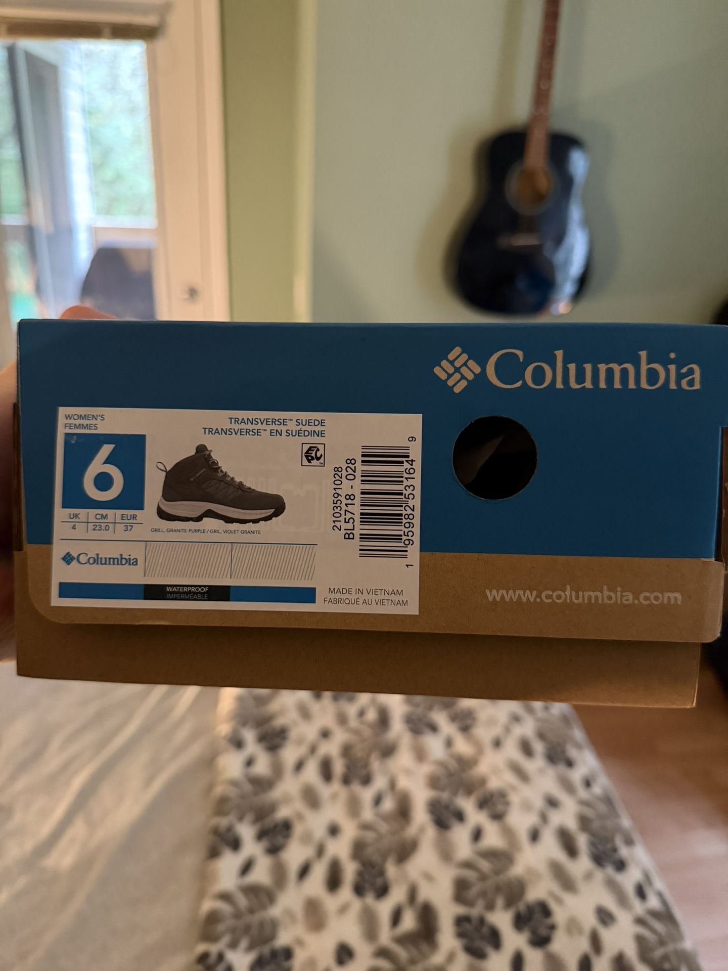 Brand New Women’s Traverse Columbia Hiking Boots