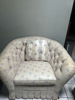 2 Tufted Barrel Accent Chairs Floral Fabric