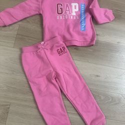 GAP Kids Vibrant Pink Outfit sweater N sweat pants