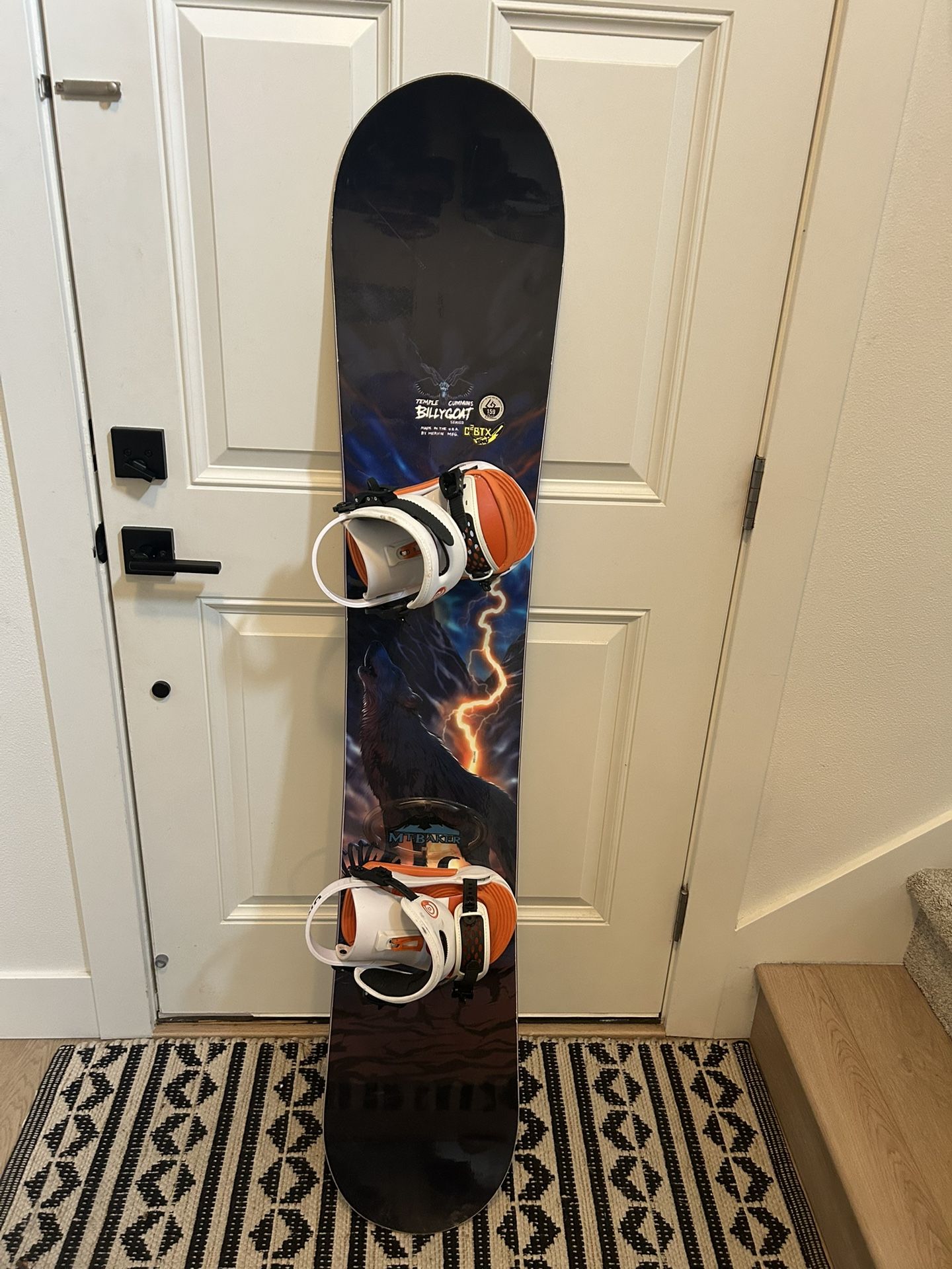 Snowboard - GNU  - 159cm and Union Bindings - Large/Medium