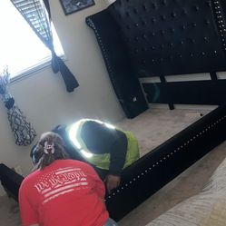 Queen Bed 