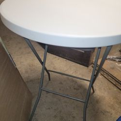 Have 10 Tables Leave Brand New In Box Never Open 