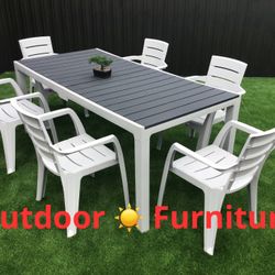 Dining set, 6 chairs and table(NEW