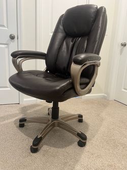 Brown Cushion Executive Office Chair
