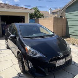 Toyota Prius C 2015