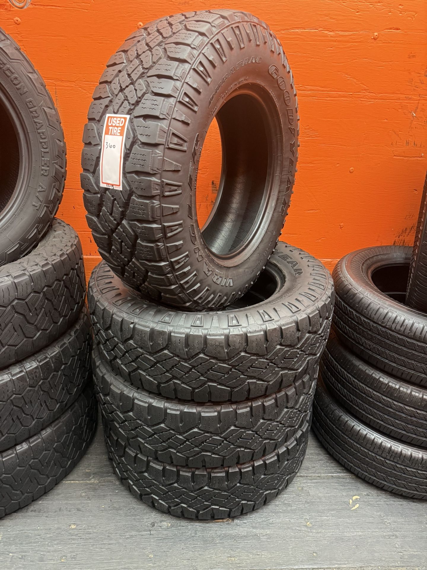 265/70R17 Goodyear Wrangler Duratrac A/T Full Tire Set