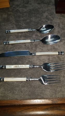 Sophia Mother of pearl silverware service for six
