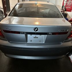 2005 BMW 745i