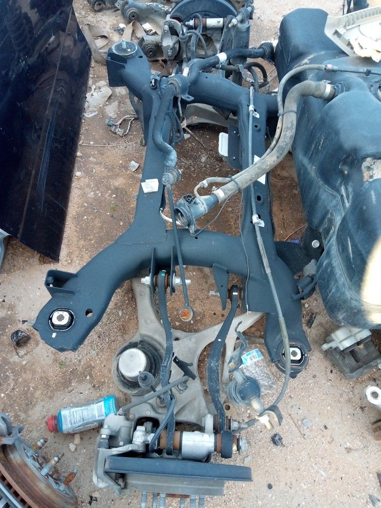 2017 traverse enclave acadia
Rear Crossmember with all the suspension
Chevy Traverse