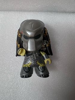 Predator Titans Vinyl Figure AVP 2015 Loot Crate Exclusive Alien vs. Predator
