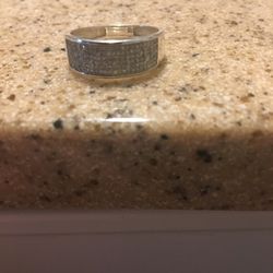 Silver / Diamond Ring