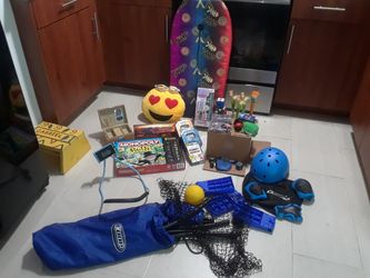 Various brand name games and toys
