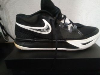 Nike Kyrie Flytrap 6