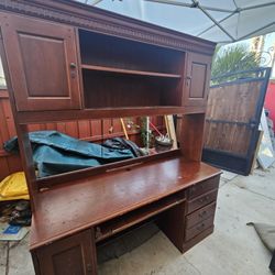 Large Computer Office Desk With Hutch
