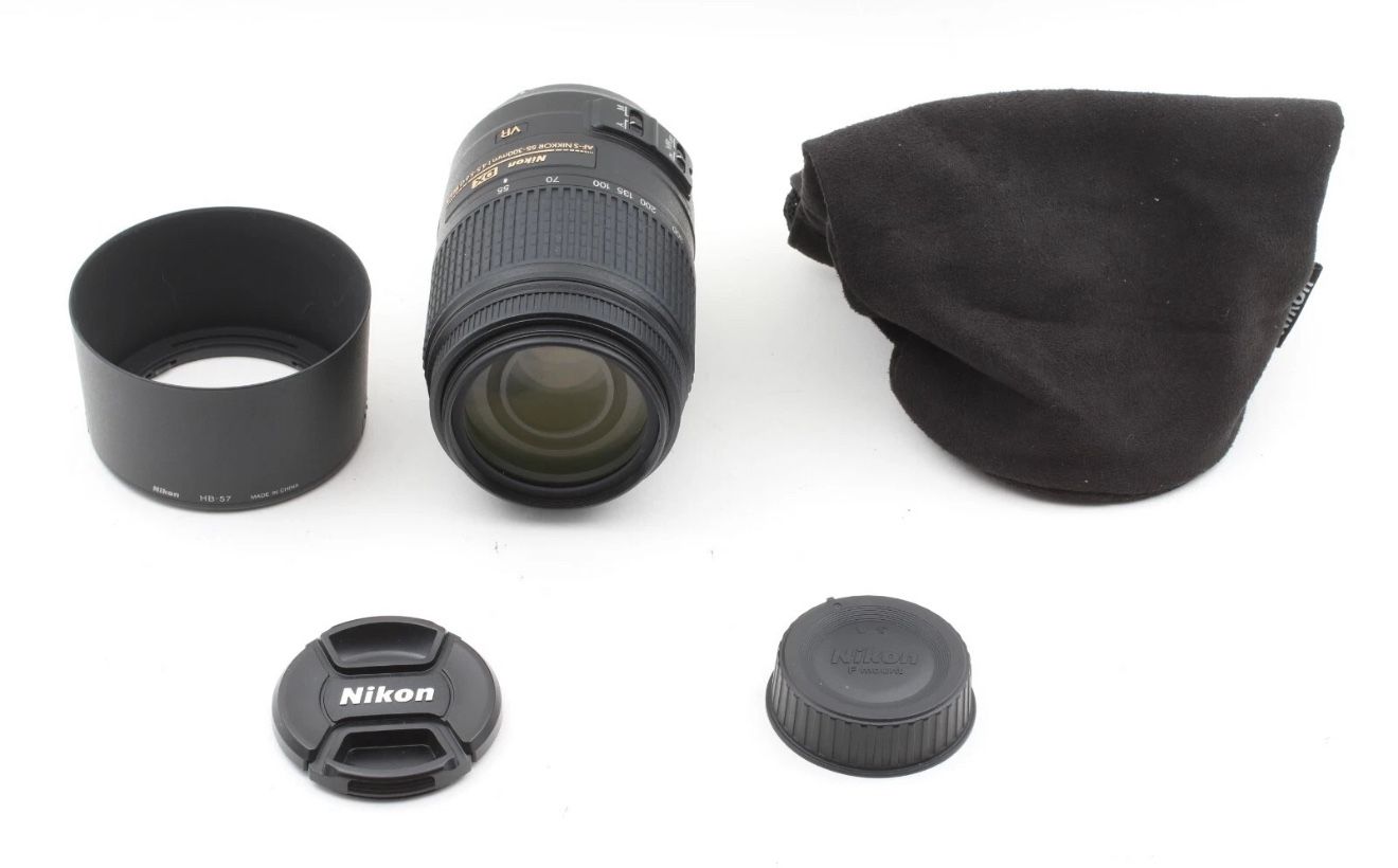 Nikon Zoom Lens: AF-S NIKKOR 55-300mm