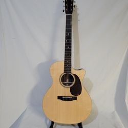 Martin GPC16 Acoustic Electric Guitar + Case