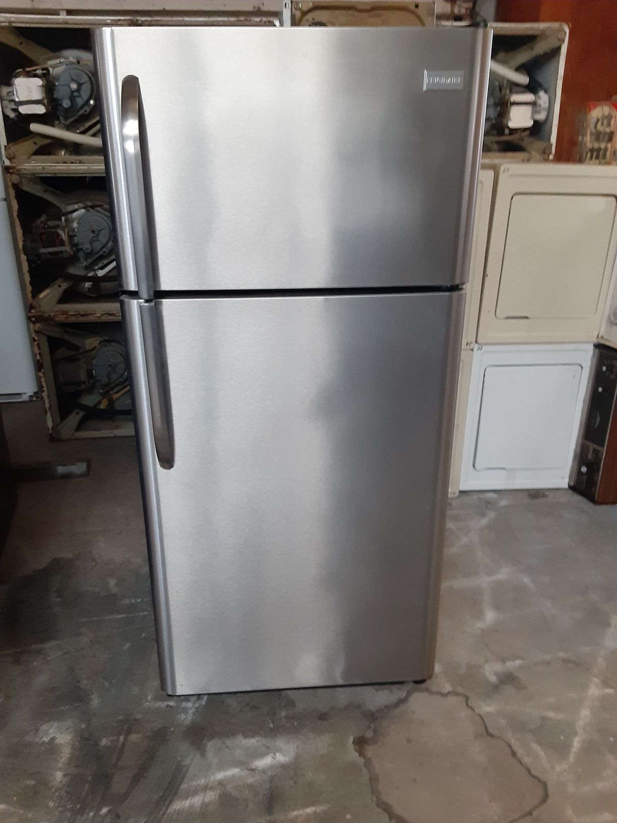Refrigerator frigidaire good condition 3 months warranty delivery and install