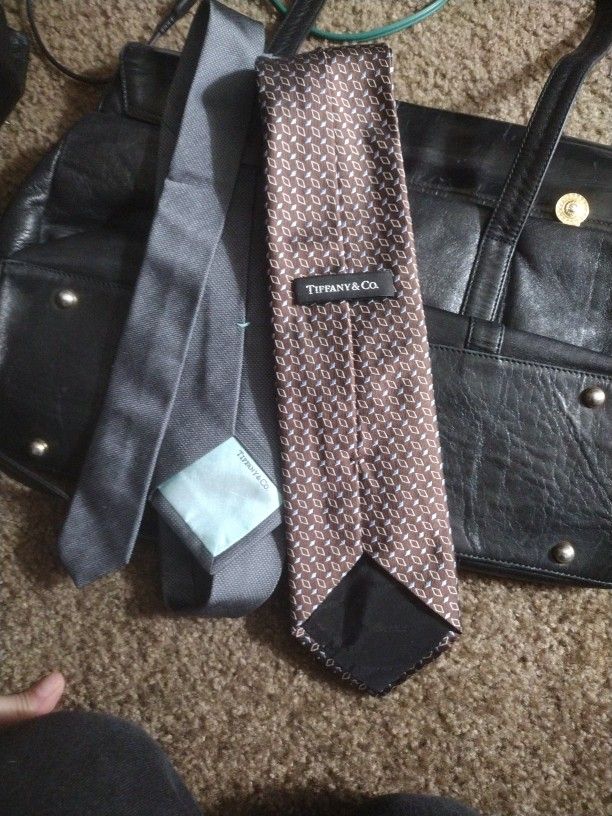 Tiffany & Company . Perfect For Fathers Day