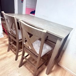 Dinning Table