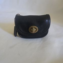 90s Coach Mini Turnlock Coin Purse Black Leather Keychain