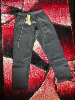 Essentials sweatpants size medium
