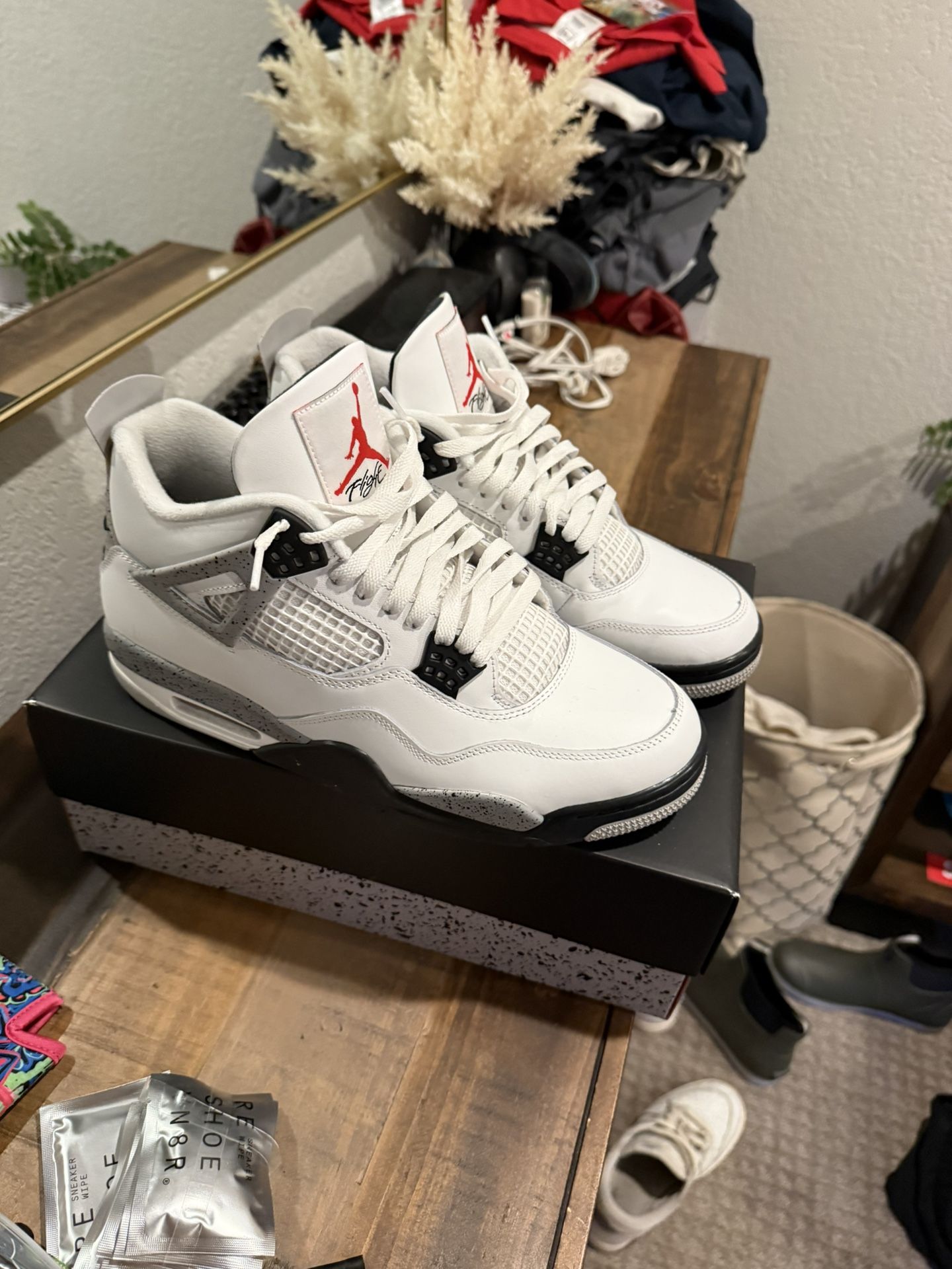 Jordan 4 White Cement size 11