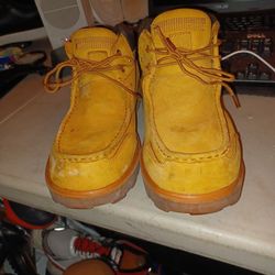 Timberland Men's Size 11.5 Chuka Boots